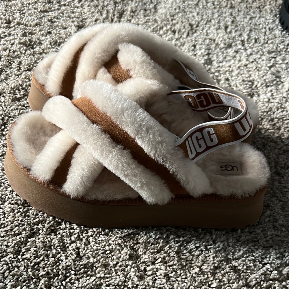 UGG disco cross slides chestnut size 9